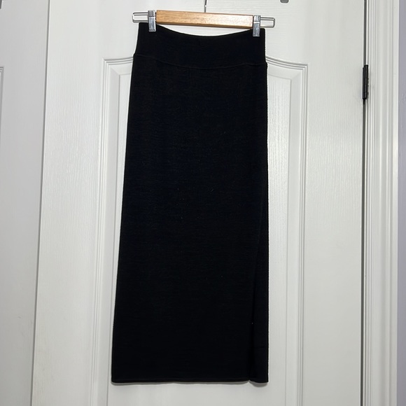 Aritzia Wilfred Free Shields Skirt - Picture 3 of 7